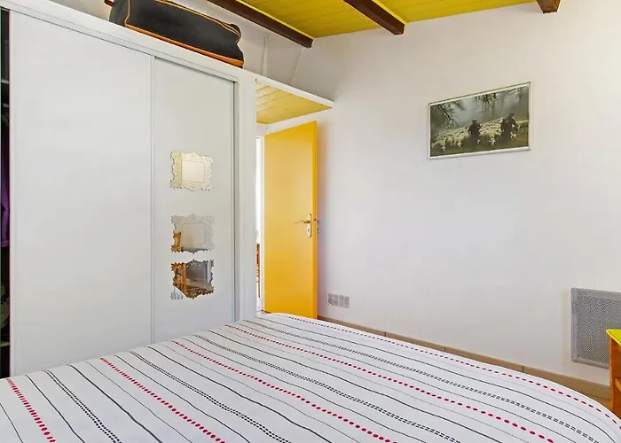 דירה Agathe Plus- 1221- Spacieux- 4 Pers אגדה